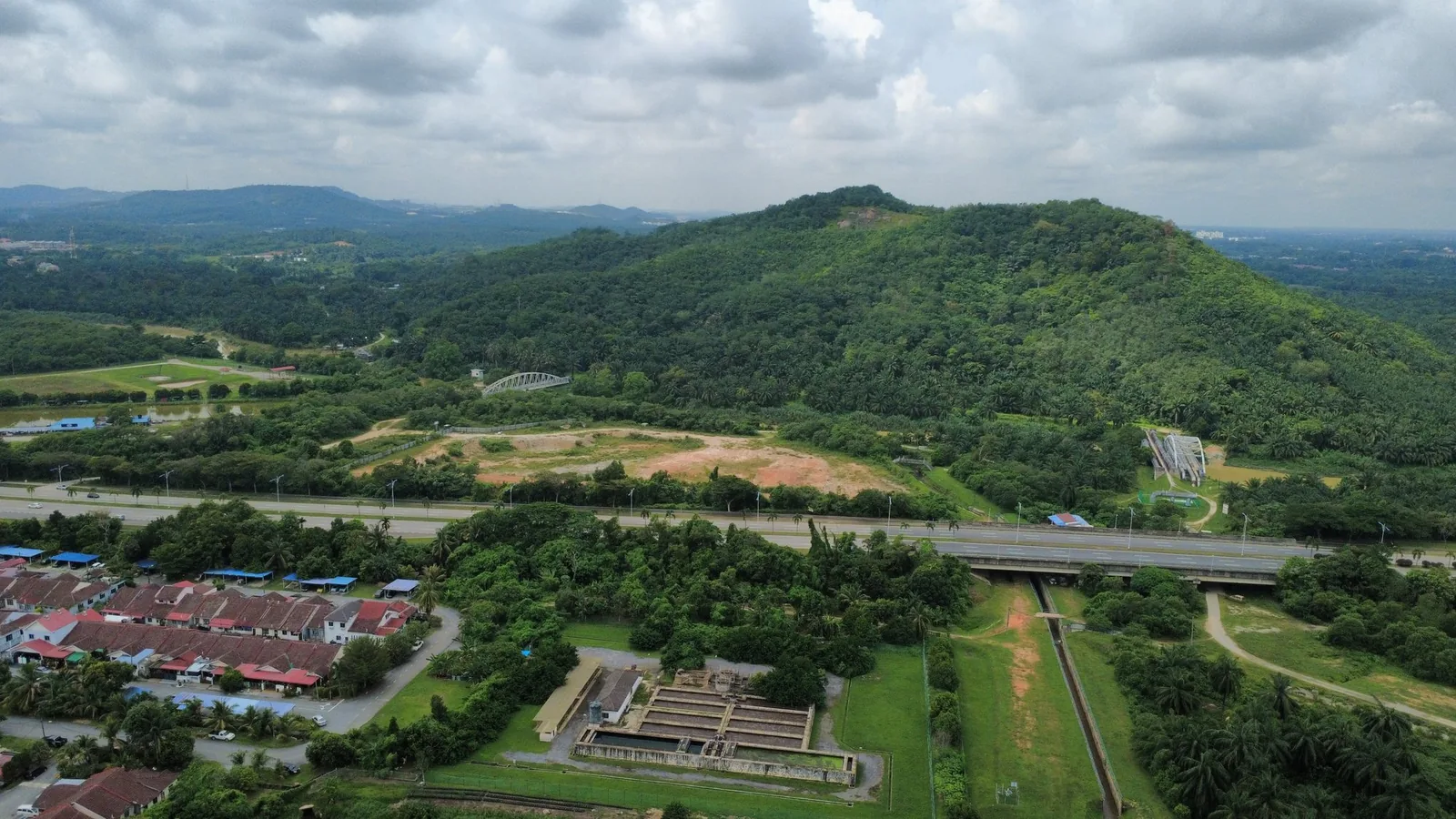 Residensi Armani Putra — gambaran projek